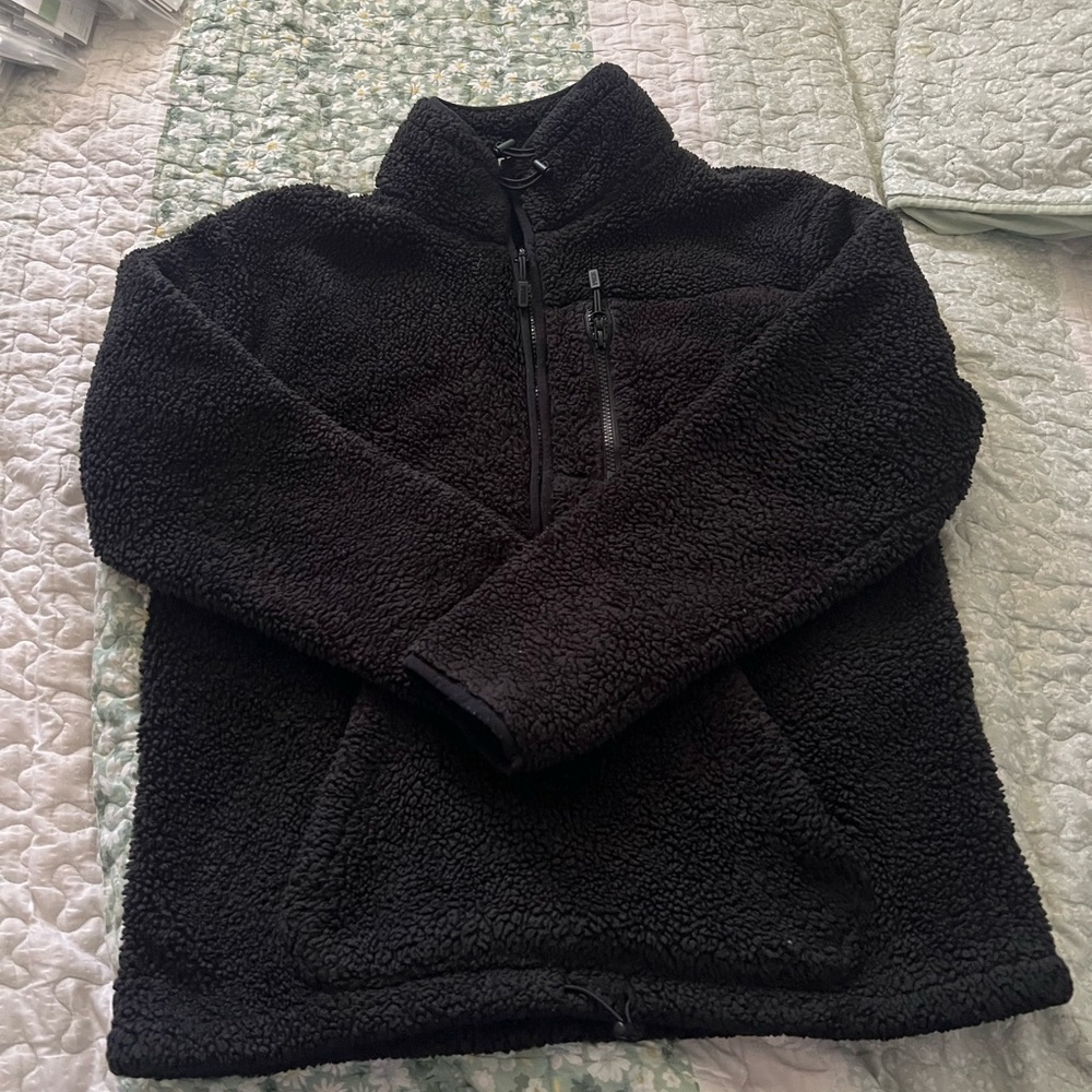 VS PINK sherpa pull over